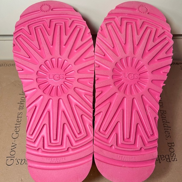 UGG Pink Platform - Picture 3 of 3